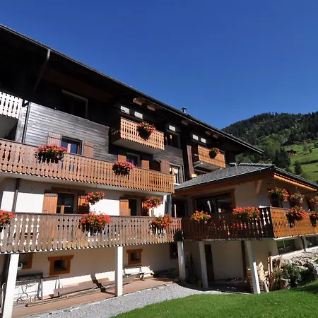 Apartment L'echo De La Corne-4 By Interhome